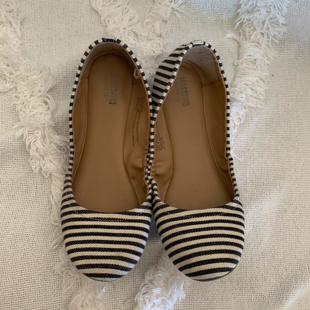 Mossimo Navy & Cream Stripe Flats